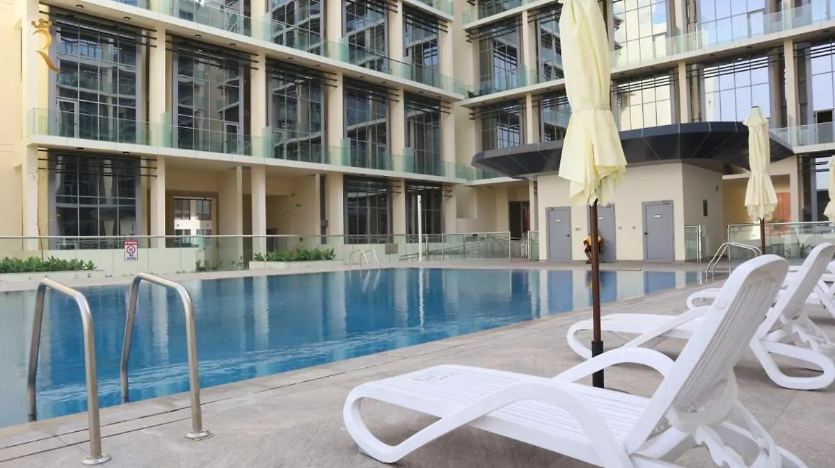Masdar 2Br Apt Pool Parking And Near The Airport Abu Dhabi Apartamento